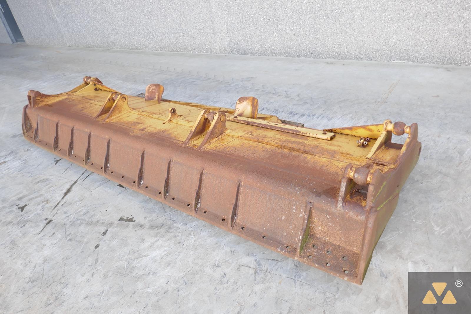 Delta Machinery Caterpillar Blade D6T